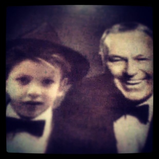 Young Dakota with Frank-Sinatra